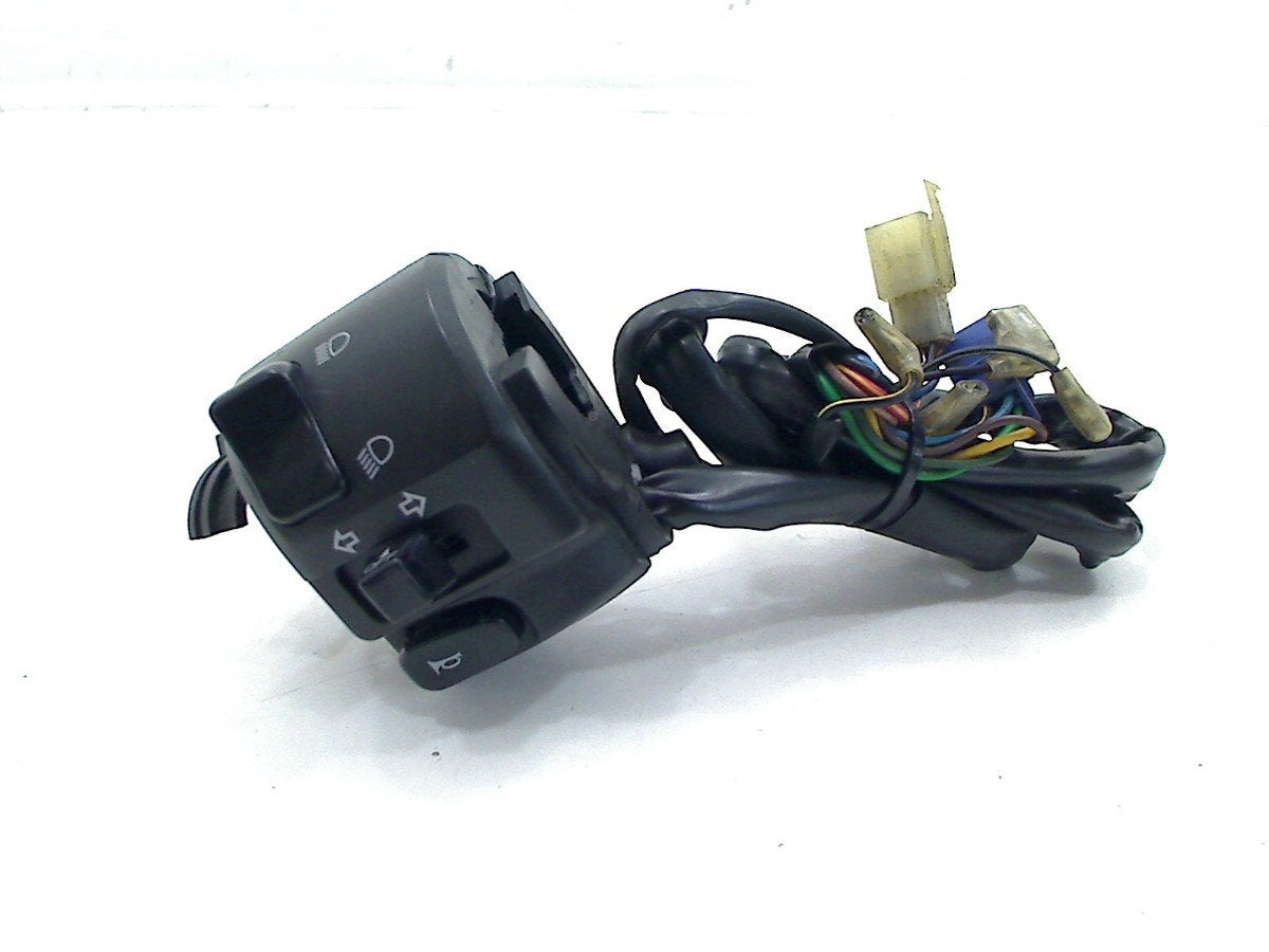 STUURSCHAKELAAR LINKS YZF R6 1999-2002 (YZF-R6 5EB 5MT), Dhr. S. di Majo, Gebruikt, Info@cama-motorparts.nl, P.J. Troelstraweg 8 8
3144 CX  MAASSLUIS, NL