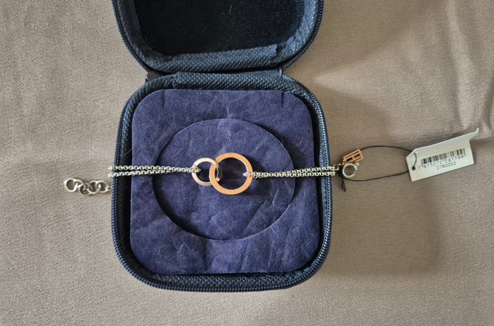 Tommy Hilfiger damesarmband NIEUW NOOIT GEDRAGEN, Ophalen of Verzenden, Nieuw, Zilver, Staal