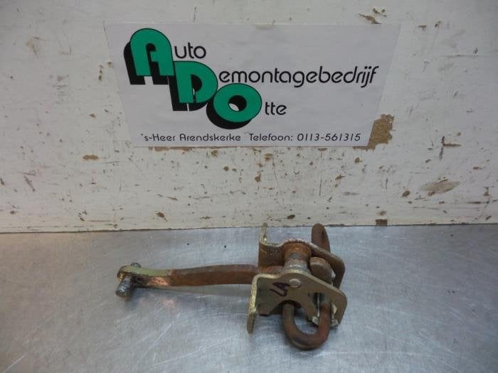 Butée 4portes arrière gauche d'un BMW 3-Serie (3-Serie 90-, -, 3 mois de garantie, Utilisé, -