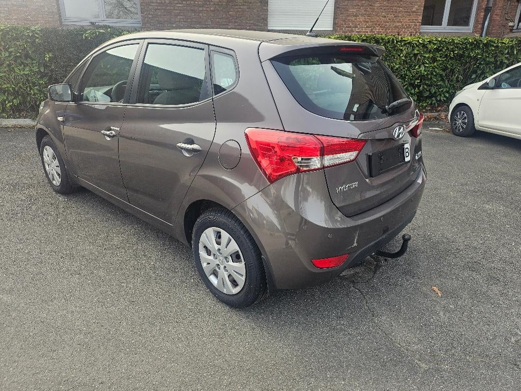 HYUNDAI IX20, Auto's, Hyundai, Voorwielaandrijving, Euro 5, Stof, Beige