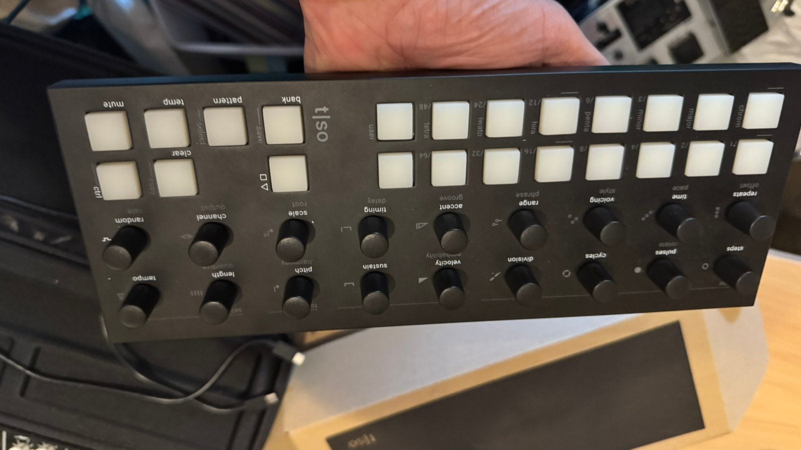 T1 torso electronics, Muziek en Instrumenten, Midi-apparatuur, Ophalen of Verzenden, Zo goed als nieuw