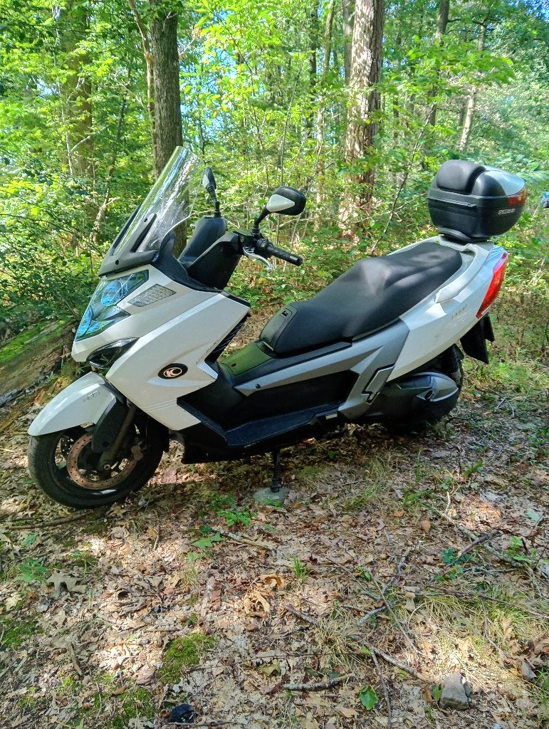 SCOOTER KYMKO MYROAD 700, Enlèvement, 700 cm³