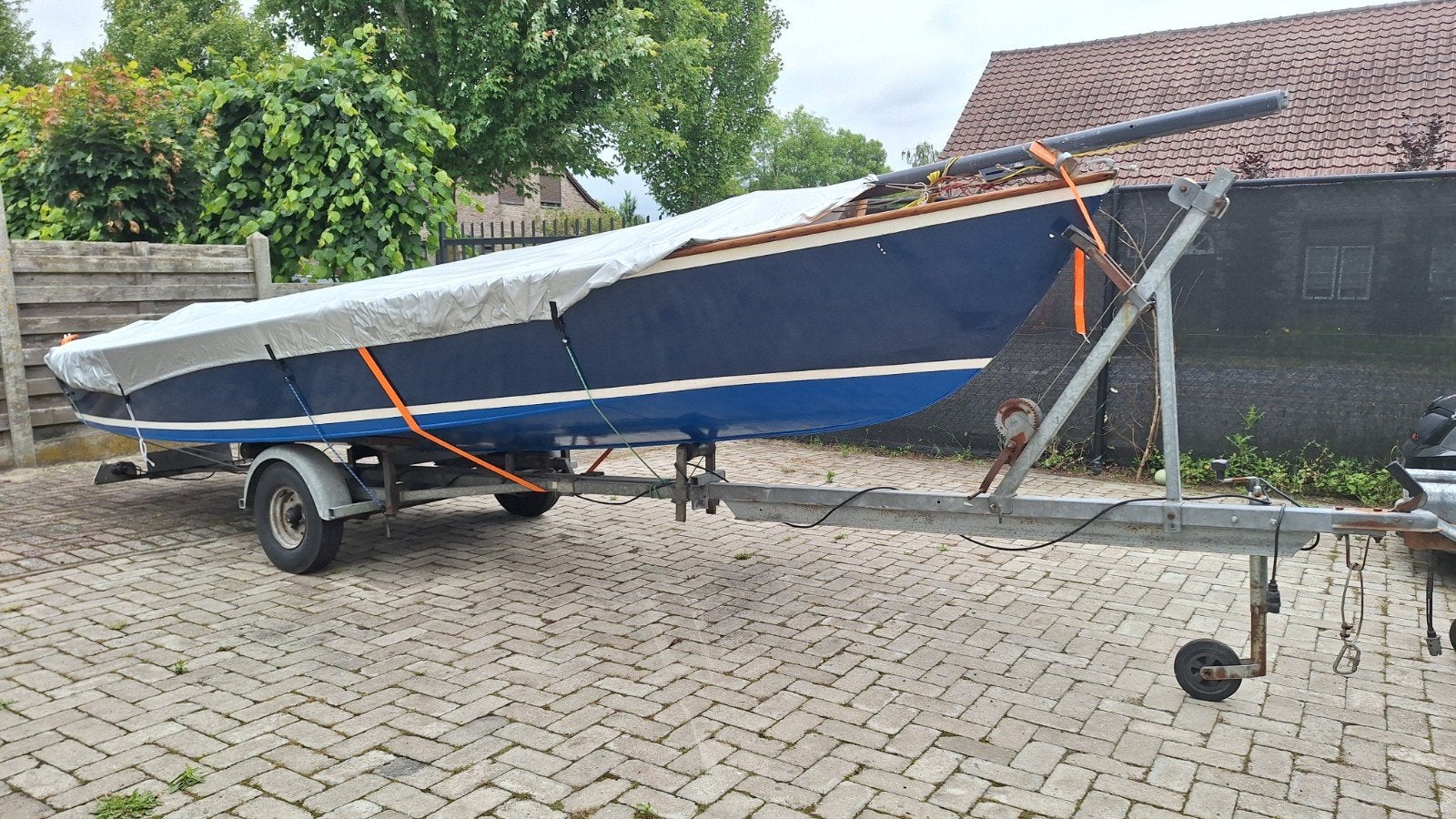 Voilier/bateau sur remorque avec moteur, Enlèvement, Moteur hors-bord