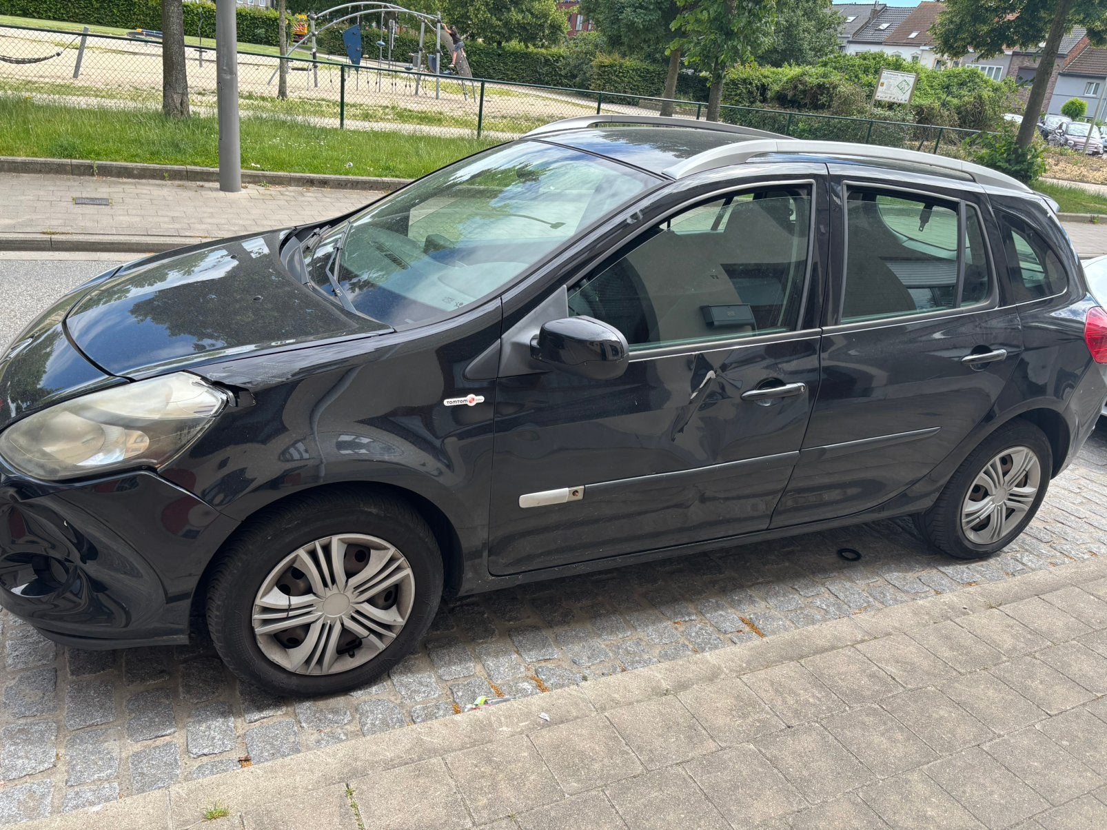 Renault Clio 1.2 essence pour l'exportation ! ! !, Autos, Euro 5, Achat, Boîte manuelle, Noir