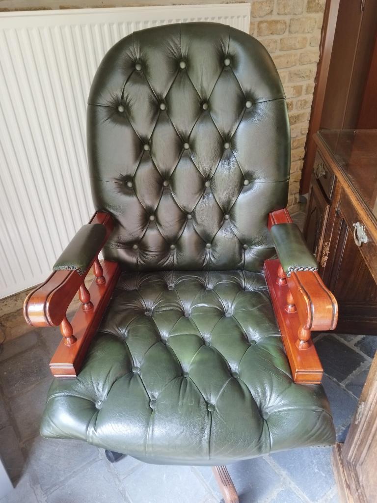 Chesterfield  bureaustoel, Enlèvement