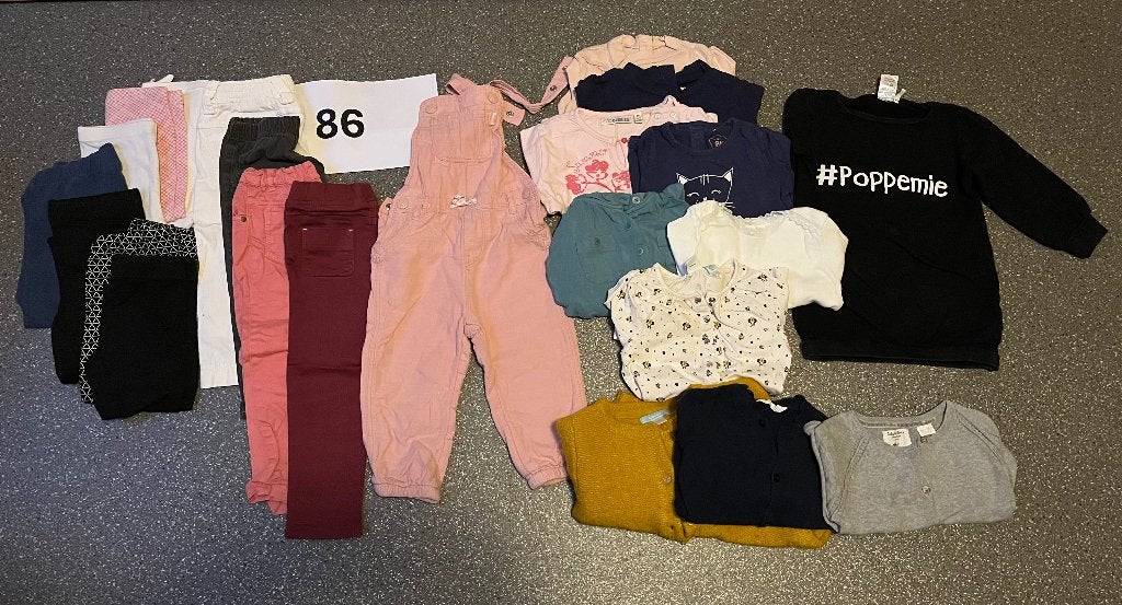 Pakket meisjeskleren maat 86 (49 stuks), Ophalen, Maat 86