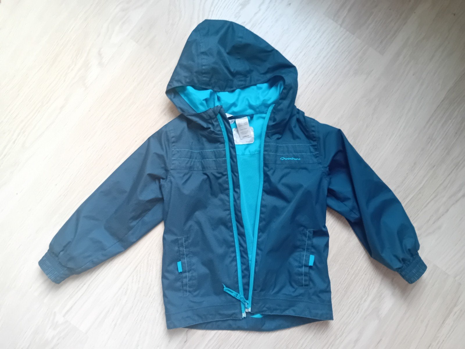 Jas Queshua maat 104, Kinderen en Baby's, Kinderkleding | Maat 104, Gebruikt, Ophalen of Verzenden, Quechua, Decathlon, Jongen