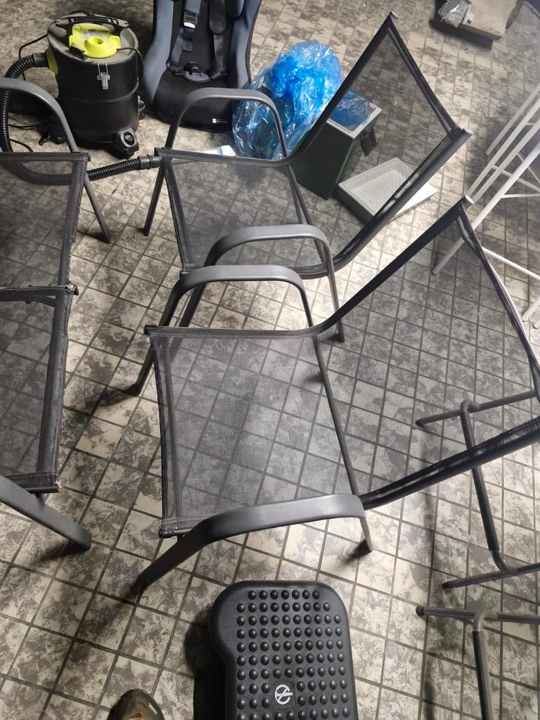 Set van 4 stoelen waarvan 1 dubbel, Ophalen