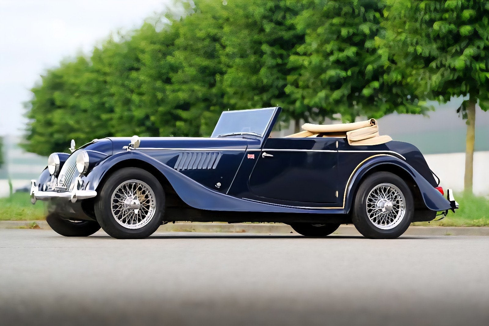 Morgan Plus 4 DHC 1961, Auto's, Oldtimers, Achterwielaandrijving, Beige, Cabriolet, Blauw