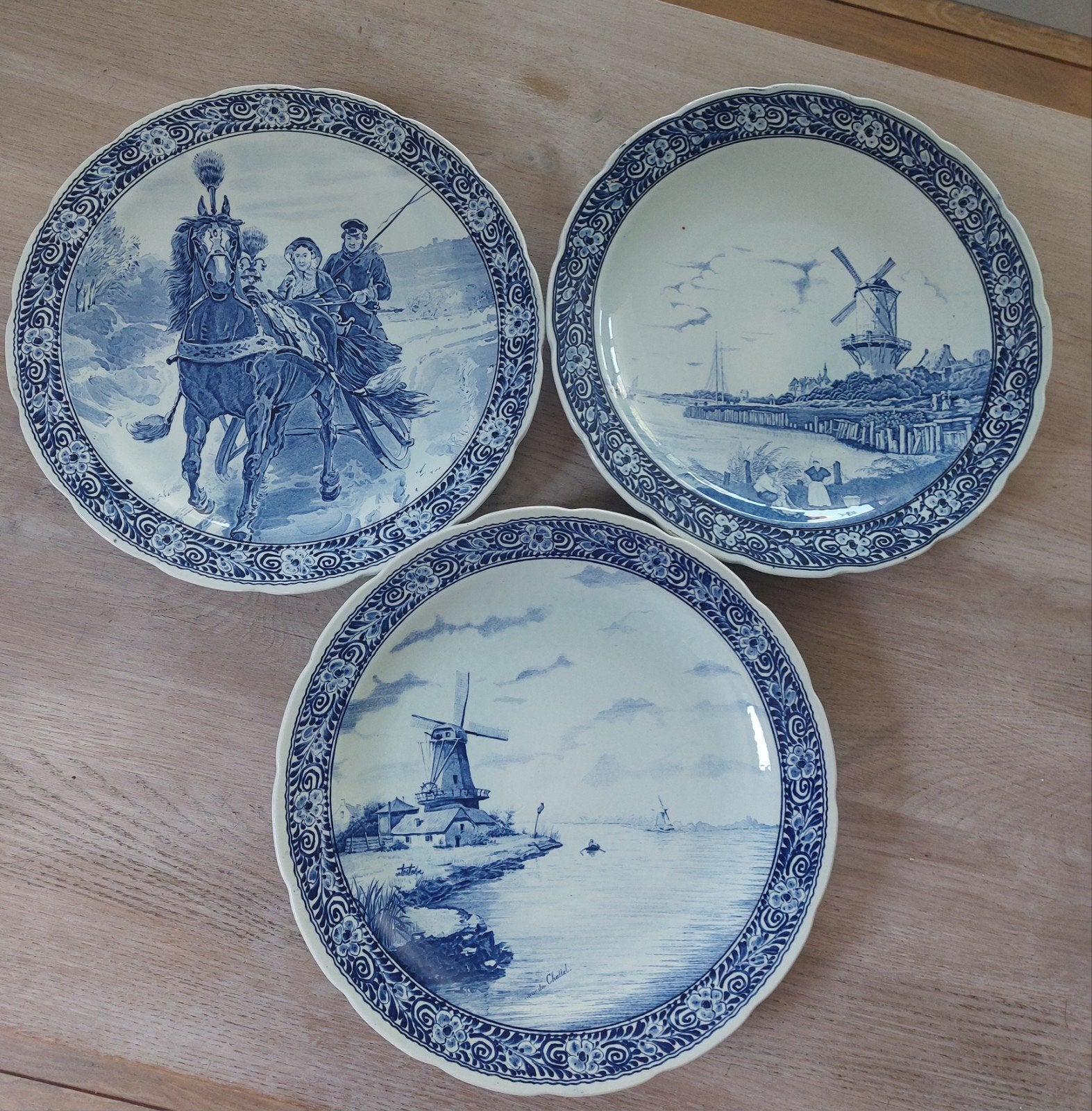Grande assiette murale Delft Boch Belgium
