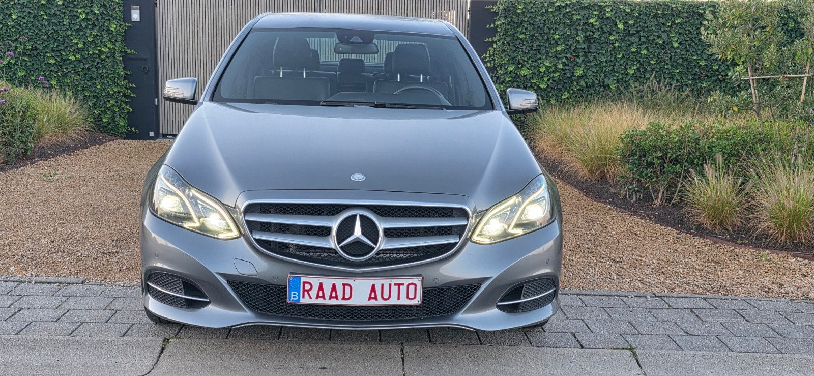 Mercedes-Benz E200 _ 2.2 _ 100KW/VOLLEDIGE OPTIES _ EURO 6B!, Auto's, Achterwielaandrijving, 4 cilinders, Leder, Bedrijf