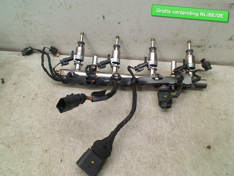 INJECTEUR set Volkswagen Scirocco (137 / 13AD) (06L906036K), Volkswagen, Volkswagen AG, Utilisé, Kundenbetreuung@volkswagen.de