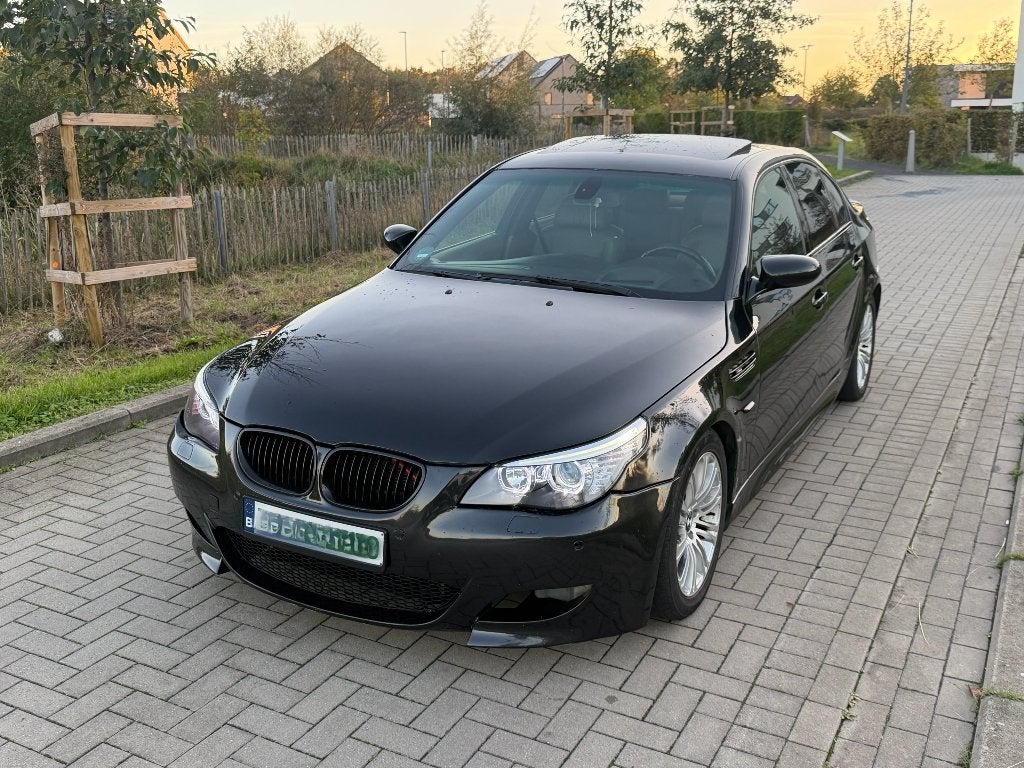 BMW 545i V8 4.4 333ch Automatique, Auto's, Automaat, Dealer onderhouden, Particulier, 5 Reeks