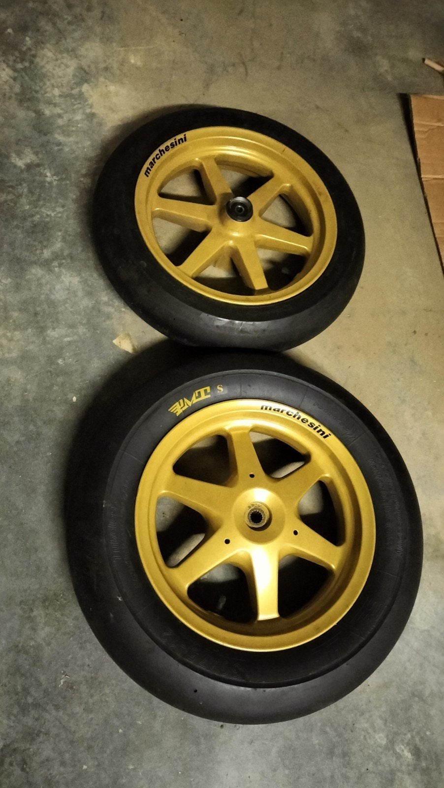 velgen met slicks  voor alle  minarelli met trommelrem, Fietsen en Brommers, Ophalen, Zo goed als nieuw, Overige typen