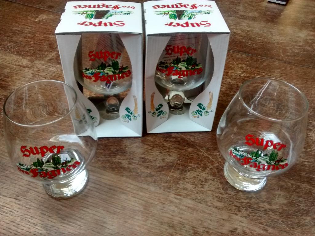 2 + 2 verres Super des fagnes, Enlèvement, Neuf, Verre à bière