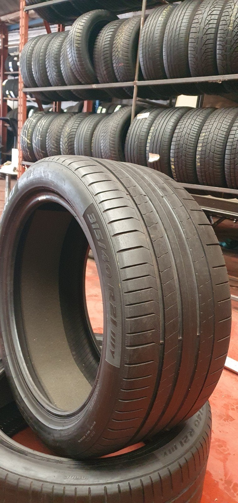 315/40R21 PIRELLI TOP QUALITÉ AVEC MONTAGE ET ÉQUILIBRAGE, Autos : Pièces & Accessoires, Enlèvement