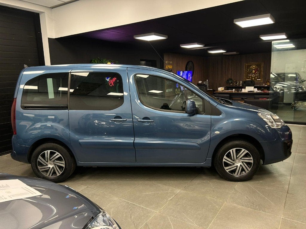 CİTROEN BERLİNGO 2018 1.6 LITER BENZİNE/CARPLAY/NAVIGATON, Auto's, Bluetooth, Euro 6, 120 kW, Blauw