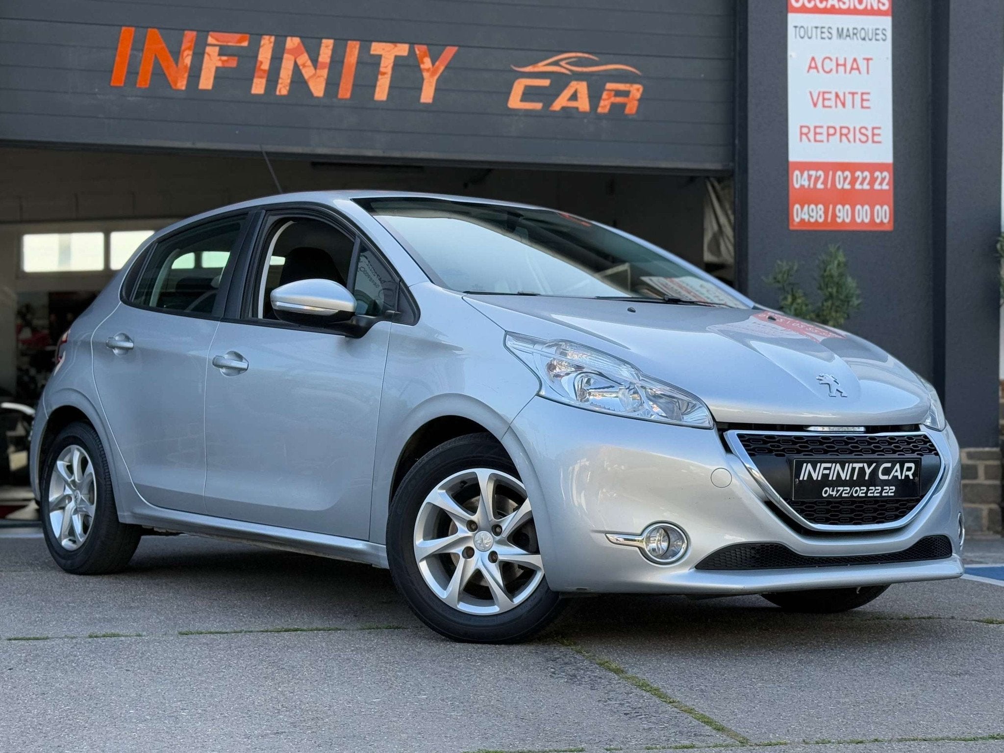 Peugeot 208 208 1.4i Allure, Autos, https://public.car-pass.be/vhr/5e60368b-61c0-45dd-bf6e-5840db46715f, Achat, 129 g/km, Entreprise