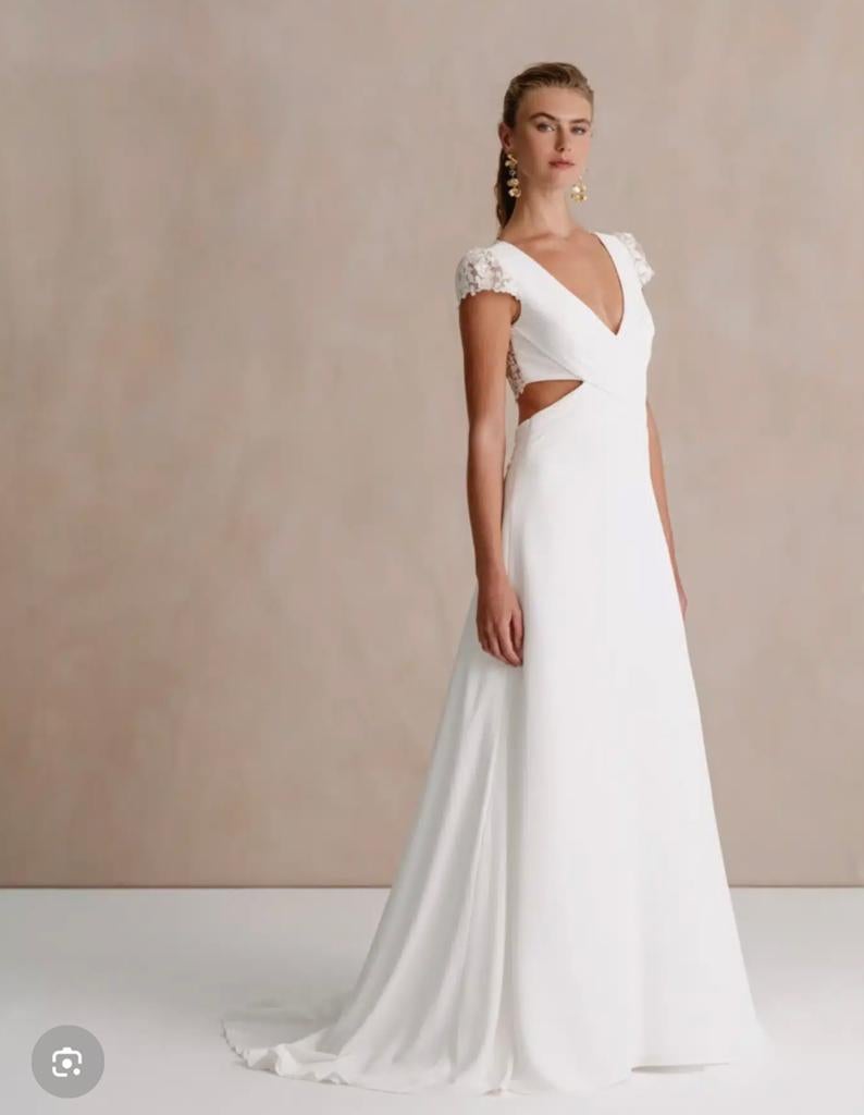 Nieuw trouwkleed van Le Chapeau, Enlèvement, Neuf, Blanc, Robe de mariée