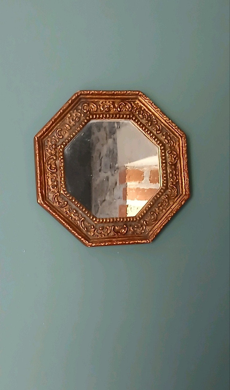 Miroir octogonal vintage bois doré et ocre rouge – 29 cm, Enlèvement ou Envoi