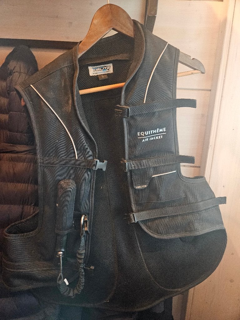 Valvest  equitheme, Ophalen, BR, Zwart, Dames
