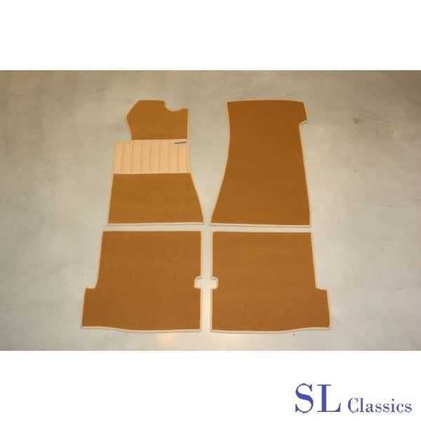 Tapijt set 4-delig Dattel Mercedes-Benz SL, W107 - R107, Auto-onderdelen, Interieur en Bekleding, -, Nieuw, Ophalen of Verzenden
