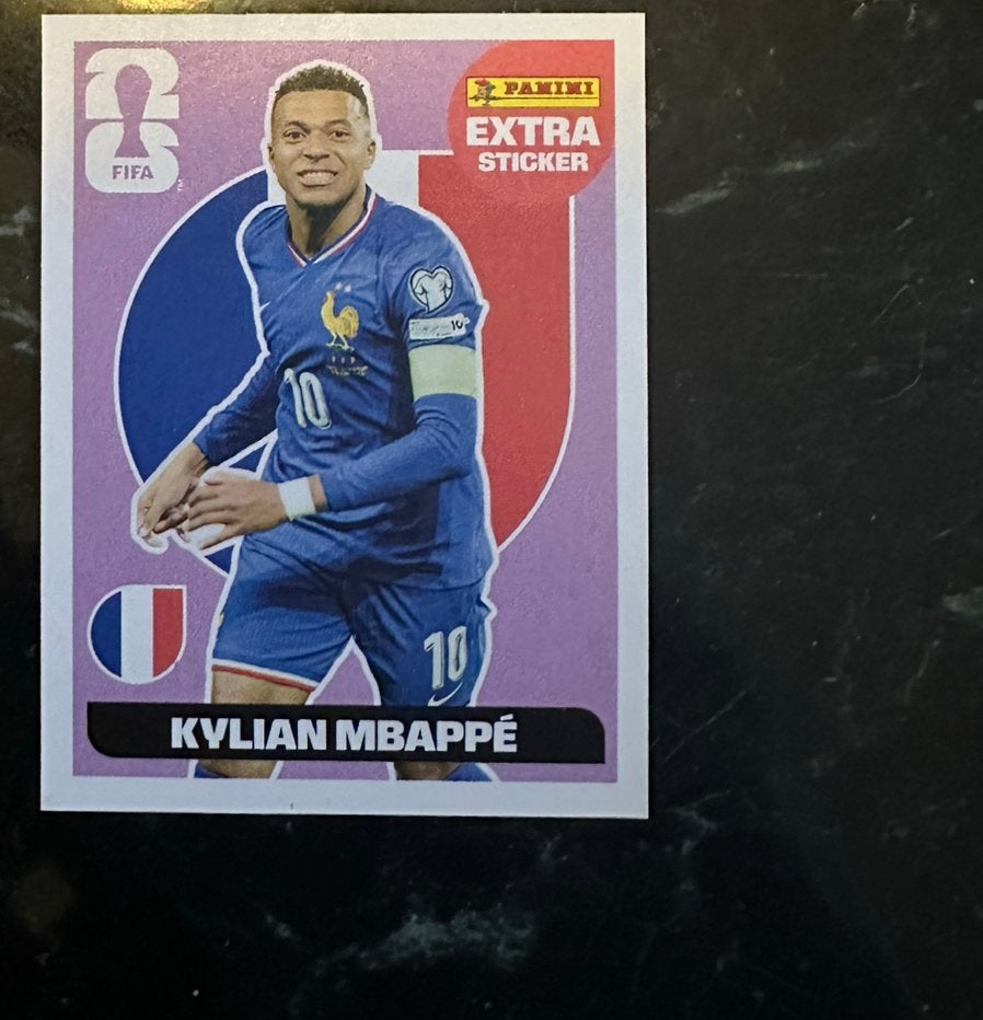 Panini wk 2026 Extra Mbappé paars, Hobby & Loisirs créatifs, Autocollants & Images, Enlèvement ou Envoi, Comme neuf