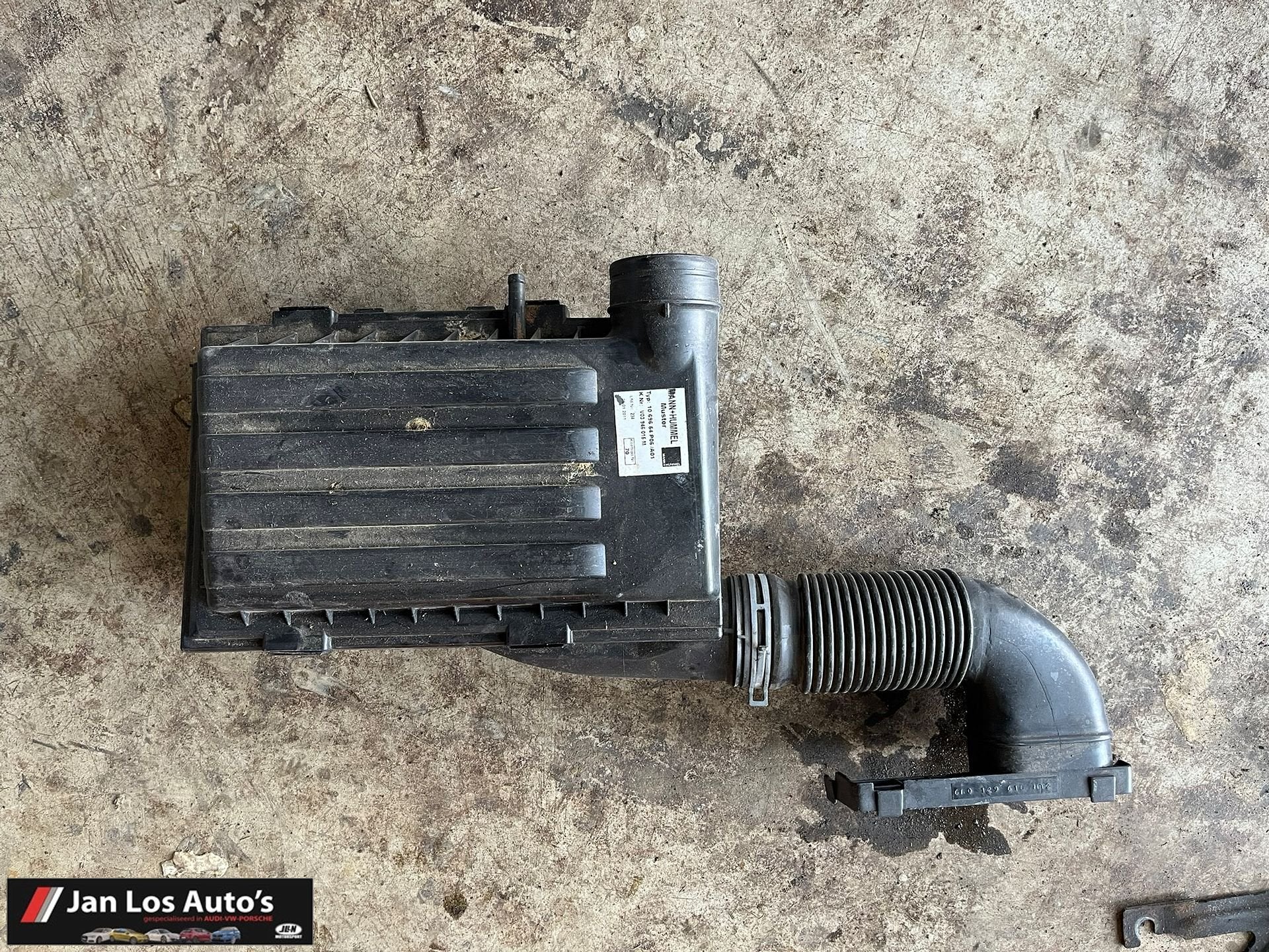 Luchtfilterhuis Audi A1 V03946015M, -, Audi, Utilisé, -