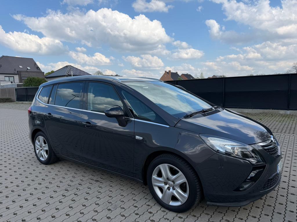 Opel Zafira 1.6 tdci jaar 2016 km 99000, Euro 6, Bedrijf, 5 deurs, Parkeersensor
