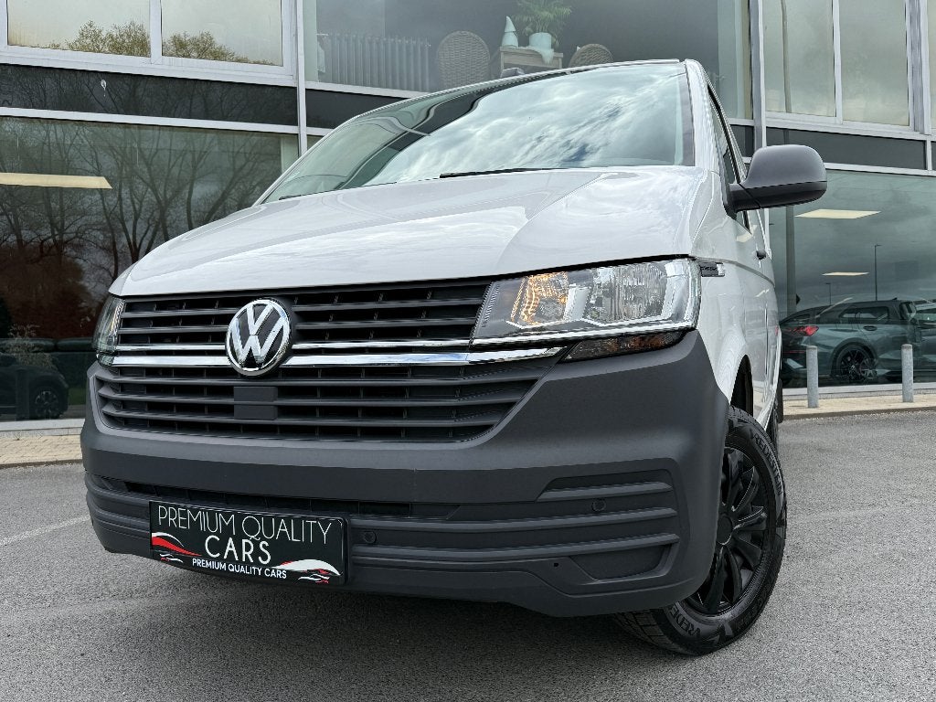 AUTOMAAT / CARPLAY / TREKHAAK / AIRCO / SENSOREN /, Dealer onderhouden, Stof, 4 cilinders, Volkswagen