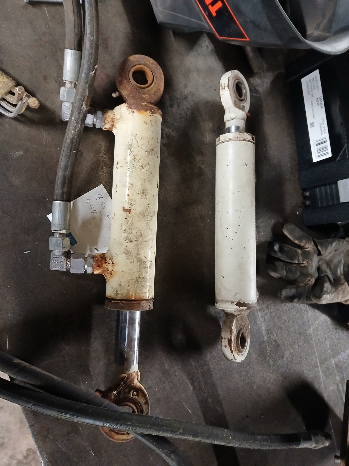 Hydraulische cilinders, Ophalen