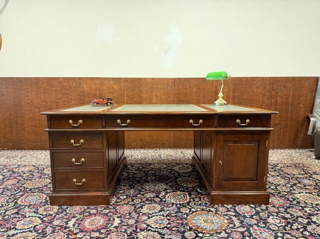 Klassiek Engels Chesterfield Bureau Partnerdesk, Ophalen