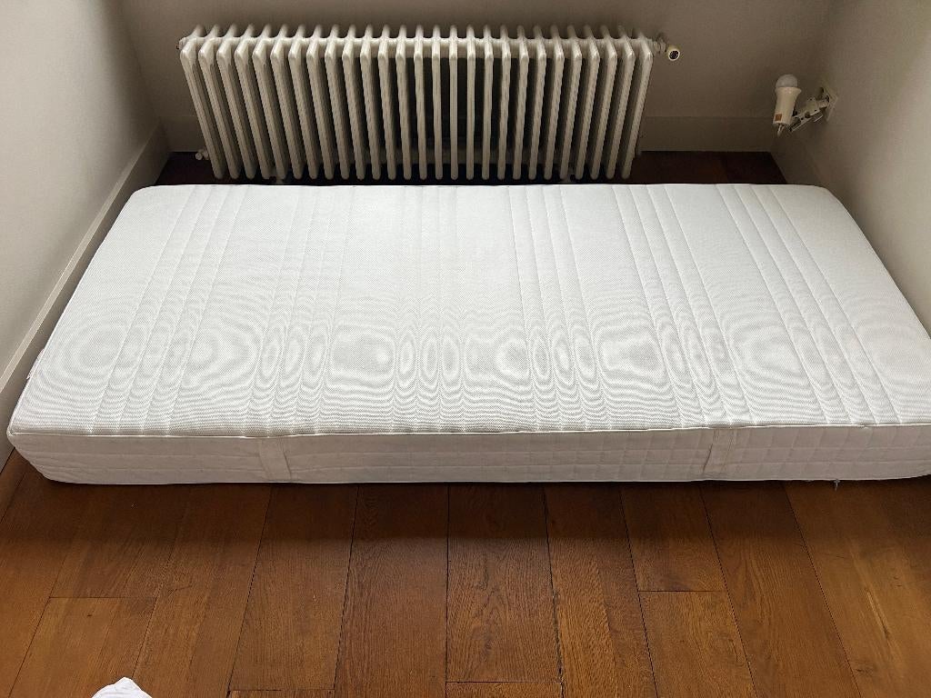 matras ikea matrand 90x200 + matrasbeschermer, Ophalen, 90 cm, Eenpersoons, Zo goed als nieuw