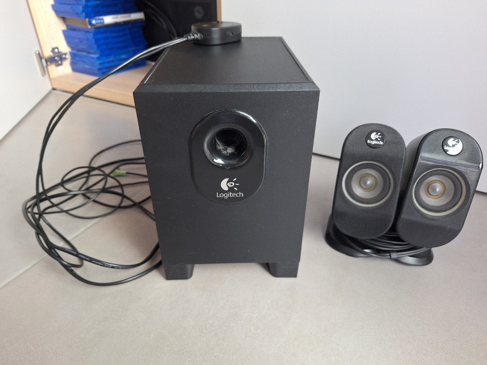 Logitech X-210 speakers, Computers en Software, Pc speakers, Ophalen