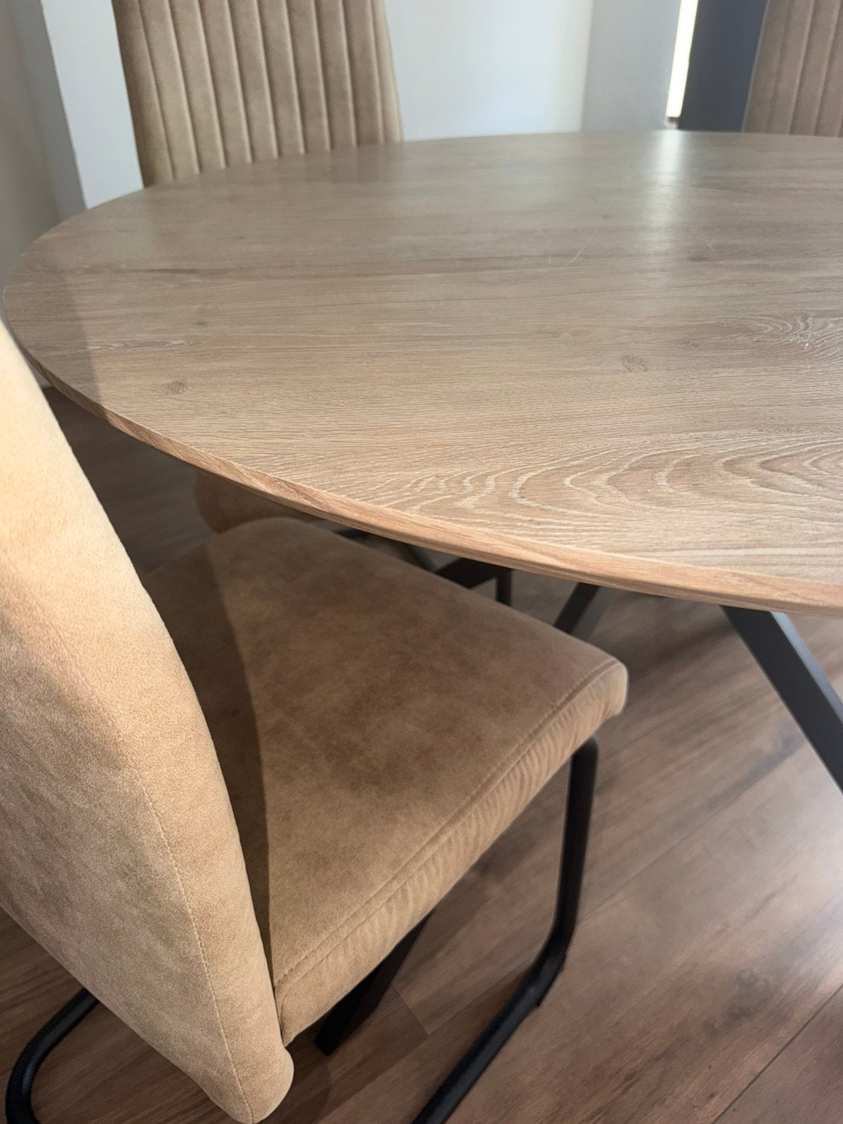 Eettafel, Enlèvement, Comme neuf, 4 à 6 chaises