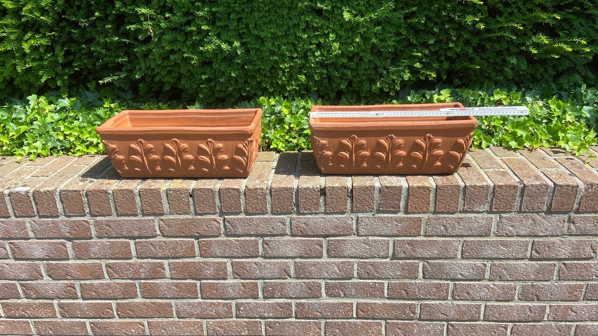 2 zware Italiaanse terracotta bloembakken rechthoekig., Moins de 30 cm, Pierre, Enlèvement, Utilisé