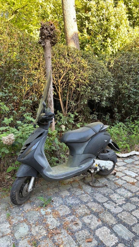Piagio zip  geen papieren ( weg voor goed bod ), Ophalen, Gebruikt, Zip, Klasse A (25 km/u)