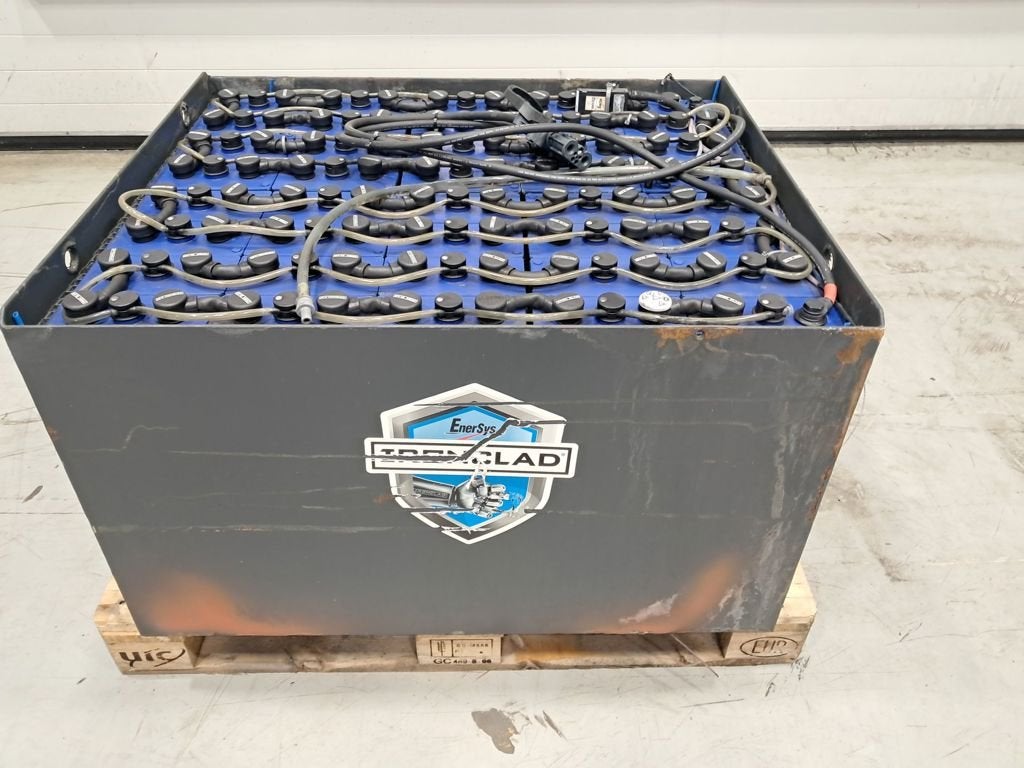 TRACTIEBATTERIJ 80V 690Ah, Utilisé