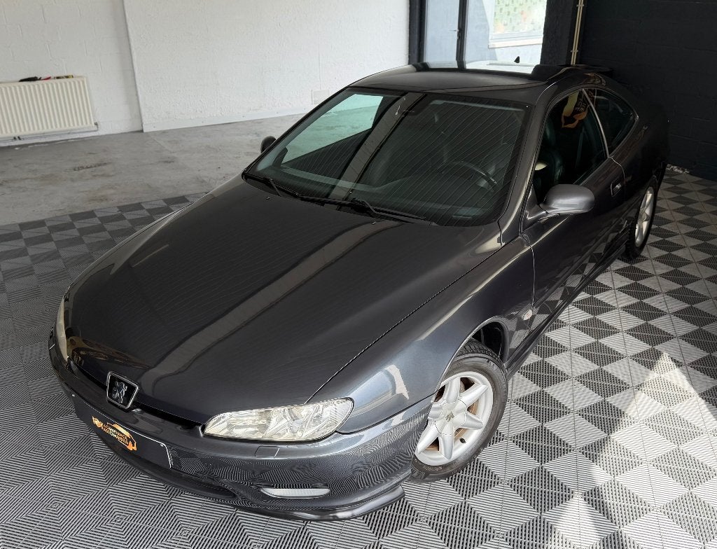 Peugeot 406 Coupé 2.0i CT OK Car-Pass, Cuir, Argent ou Gris, Boîte manuelle, Noir