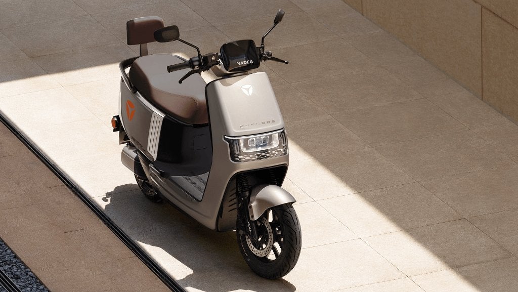 electriche scooter, Fietsen en Brommers, Ophalen, Zo goed als nieuw, Elektrische step (E-scooter), Yadea lite