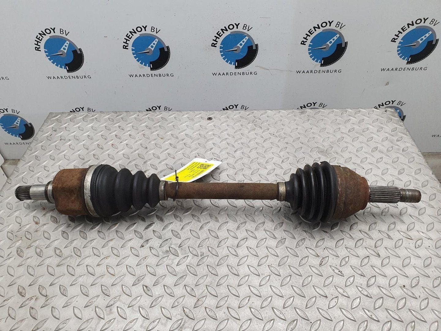 FORD FIESTA ST150 AANDRIJFAS L 2005, Ophalen of Verzenden, Gebruikt, Stiba lid