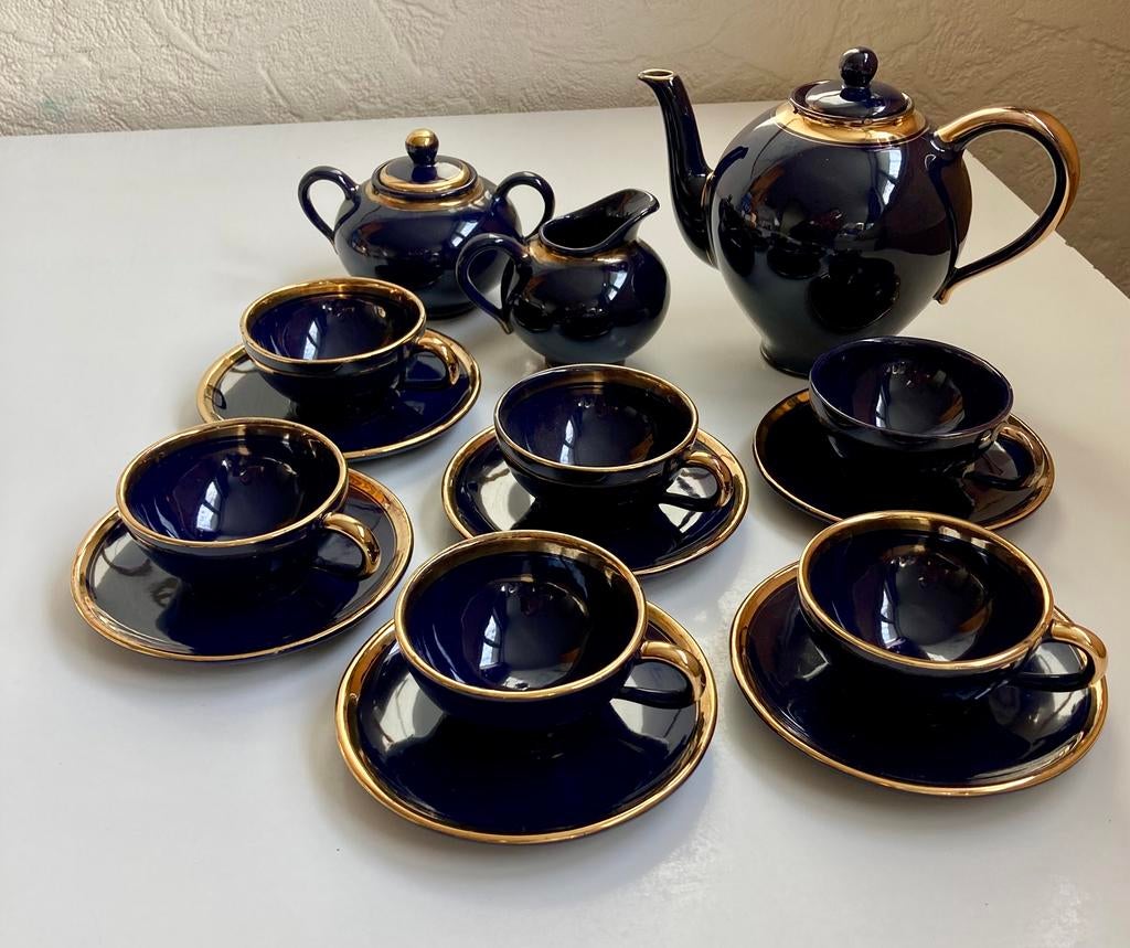 Theeservies, Ophalen