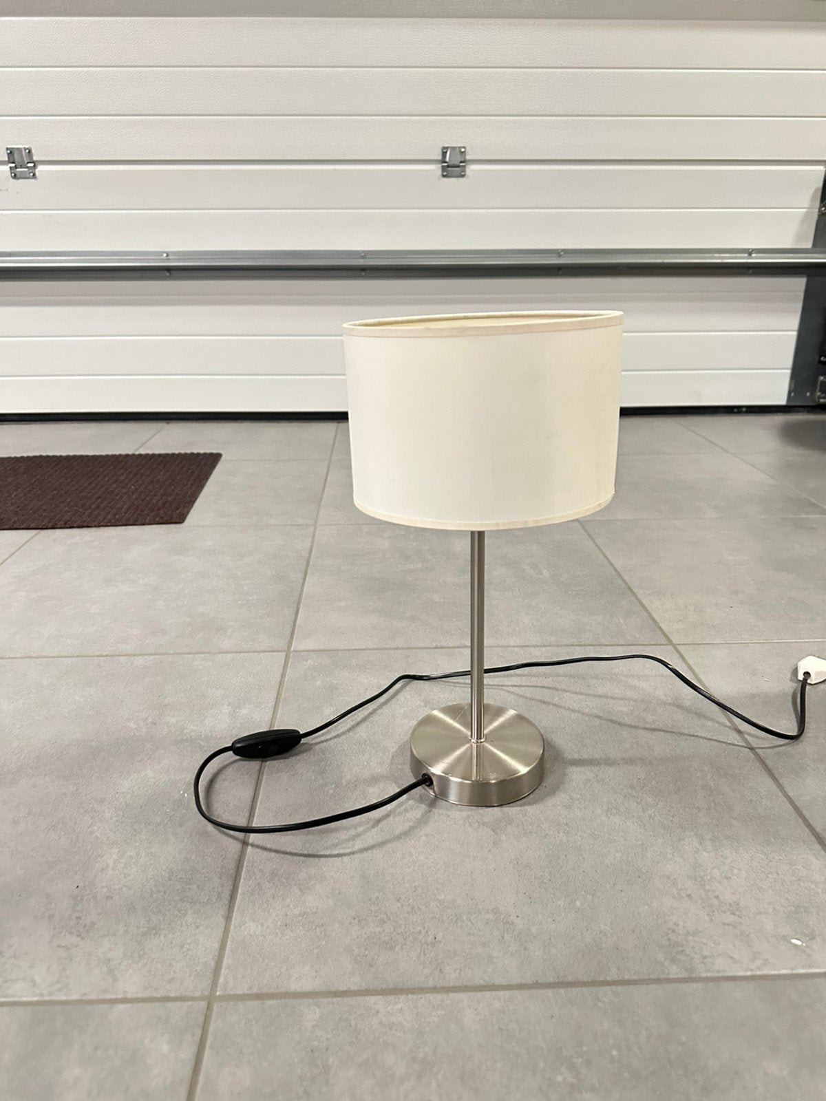 Modern dressoir lampje, Huis en Inrichting, Lampen | Tafellampen, Ophalen, Zo goed als nieuw, Modern