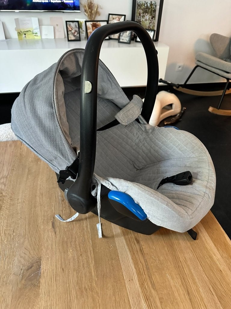 First Maxi Cosi Atlantic Grey, Kinderen en Baby's, 0 t/m 10 kg, Autogordel of Isofix, Gebruikt, Ophalen of Verzenden