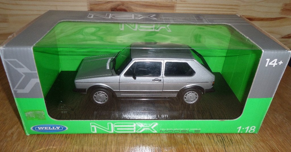 VW Golf 1 GTI Zilver 1:18, Ophalen of Verzenden, Nieuw, Auto, Welly