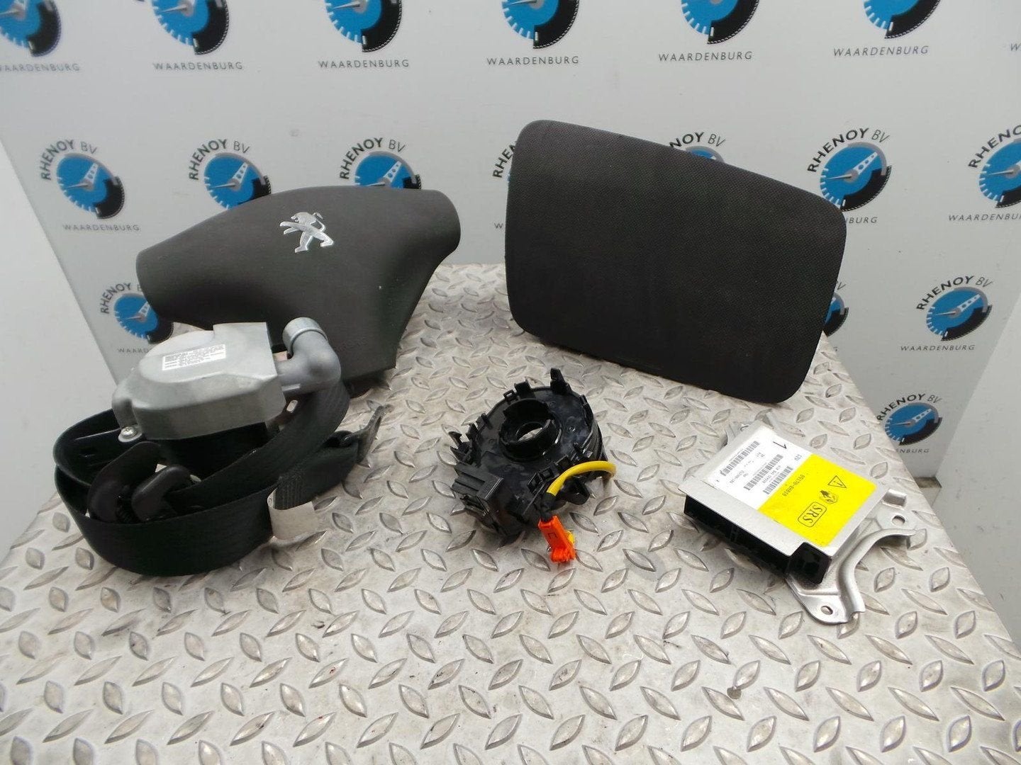 PEUGEOT 107 ACCES ACCENT 5DRS. AIRBAG SET 2012, Enlèvement ou Envoi, Utilisé, ARN reconnu