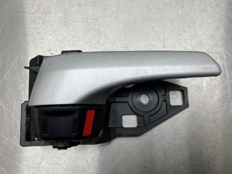 POIGNEE EXTERIEURE AVANT DROITE Prius (ZVW3) (|PRIUS3|), Autos : Pièces & Accessoires, Utilisé, Avant, Toyota