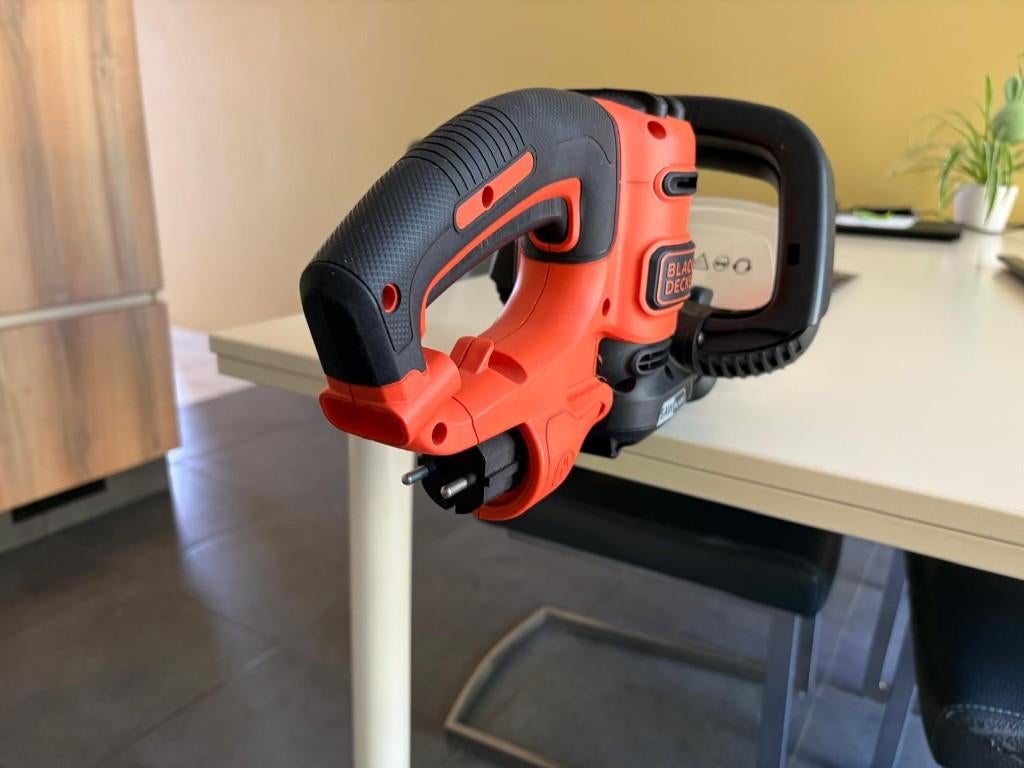 Black + Decker heggenschaar, Ophalen, Gebruikt, Elektrisch, Black & Decker