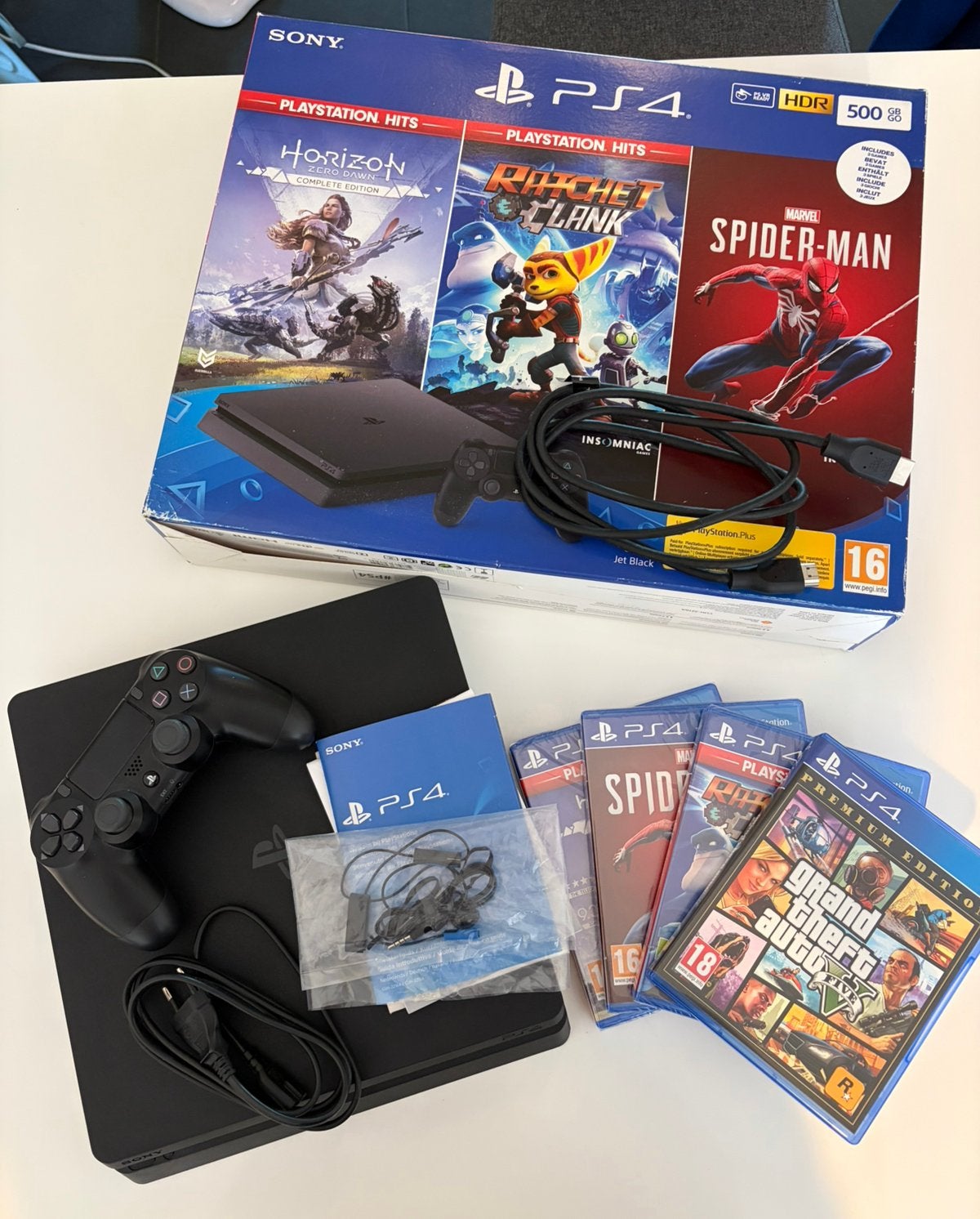 PS4 slim 500GB, Ophalen, Met games, Zo goed als nieuw, Met 1 controller