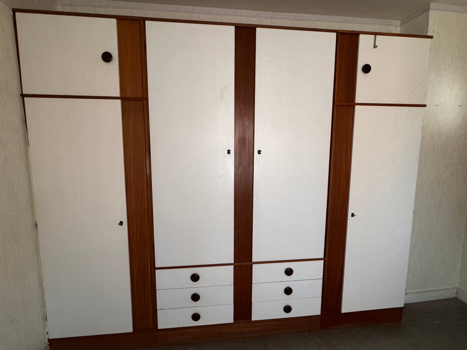 GRATUIT : Armoire / Dressing, Maison & Meubles, Enlèvement